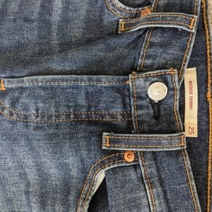 Levi's Wedgie Skinny jeans size 25